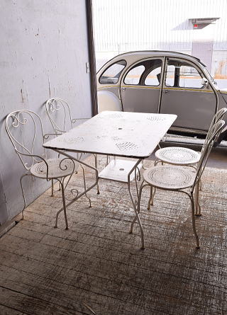 群馬県前橋市高級 アンティーク  ガラス 鉄製 テーブル イス チェア ゴシック 4個